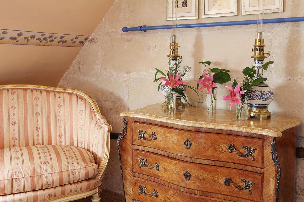 Une Maison, Un Jardin Berthenay Exterior photo