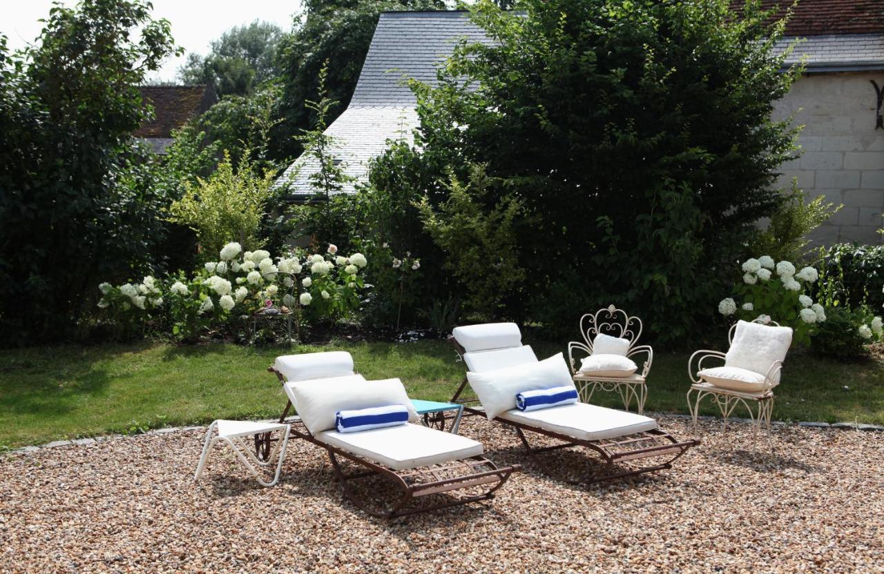 Une Maison, Un Jardin Berthenay Exterior photo